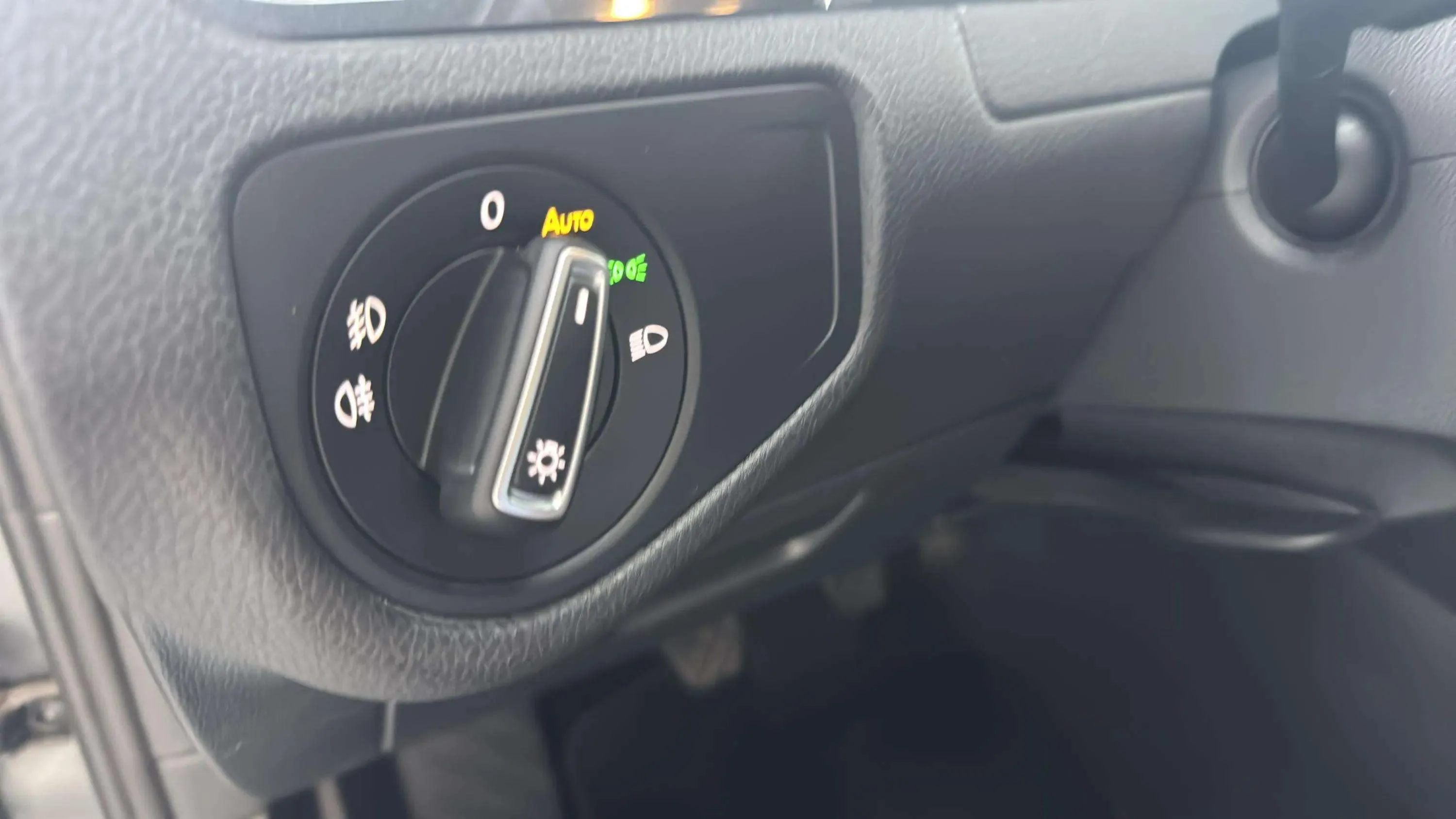 Volkswagen Golf Advance 1.4 TSI - foto 17