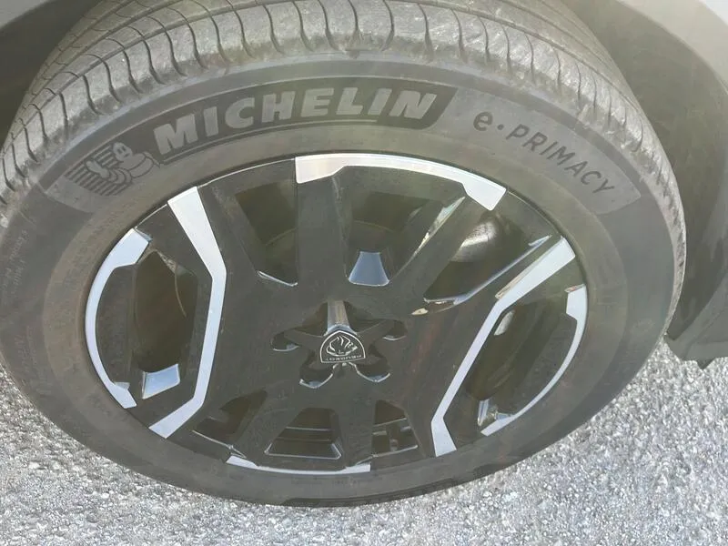 Peugeot 5008 1.6 GT e - foto 36