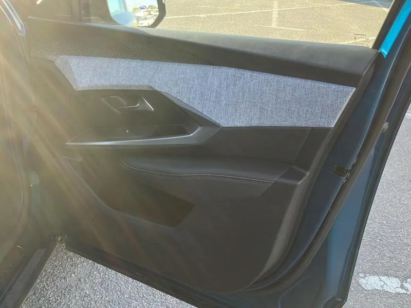 Peugeot 5008 1.6 GT e - foto 25