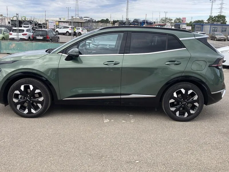 Kia Sportage 1.6 T-GDi PHEV Tech 4x4 - foto 3