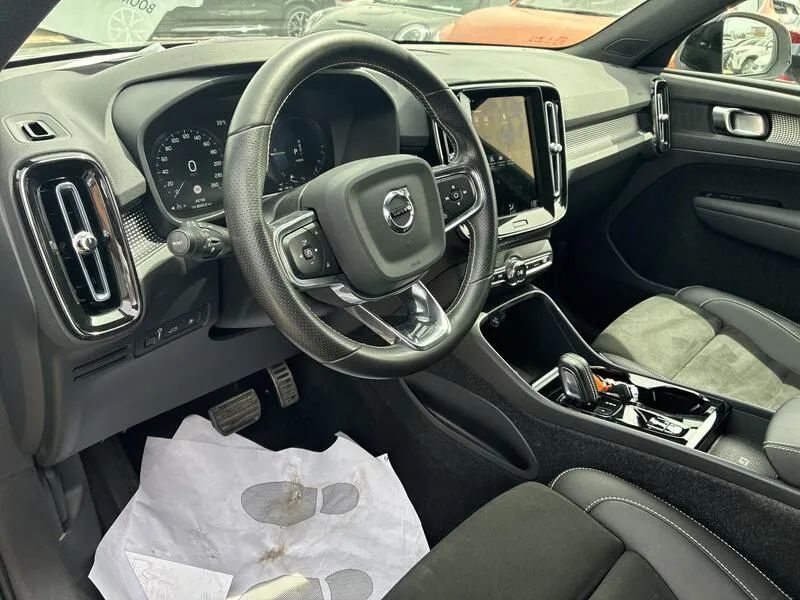 Volvo XC40 1.5 T5 Twin Recharge R-Design - foto 10