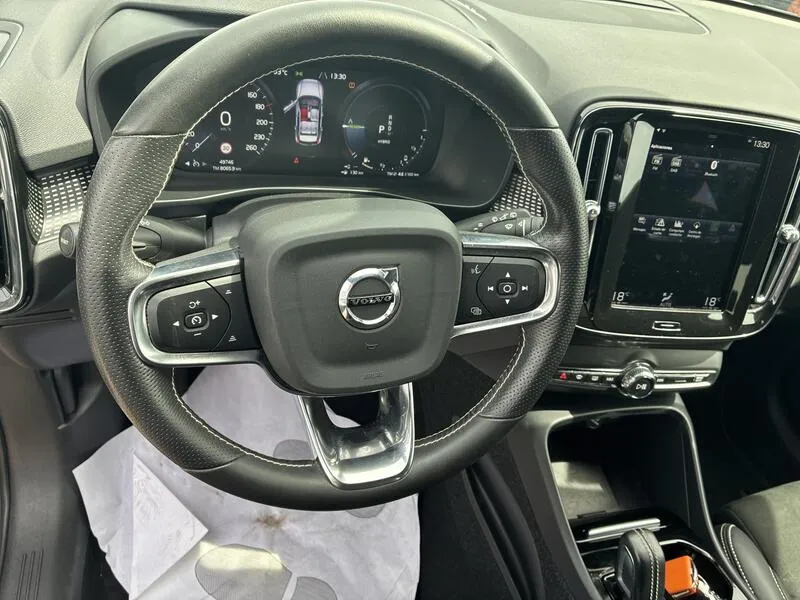 Volvo XC40 1.5 T5 Twin Recharge R-Design - foto 11