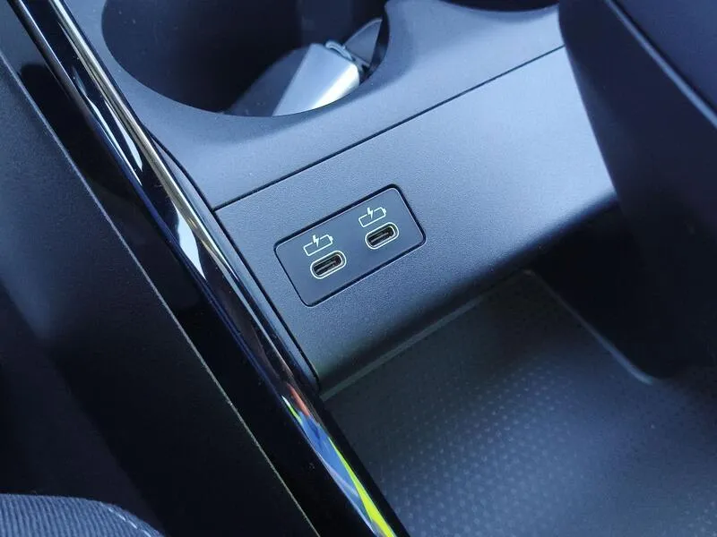 BMW X1 18i sDrive 1.5 - foto 13
