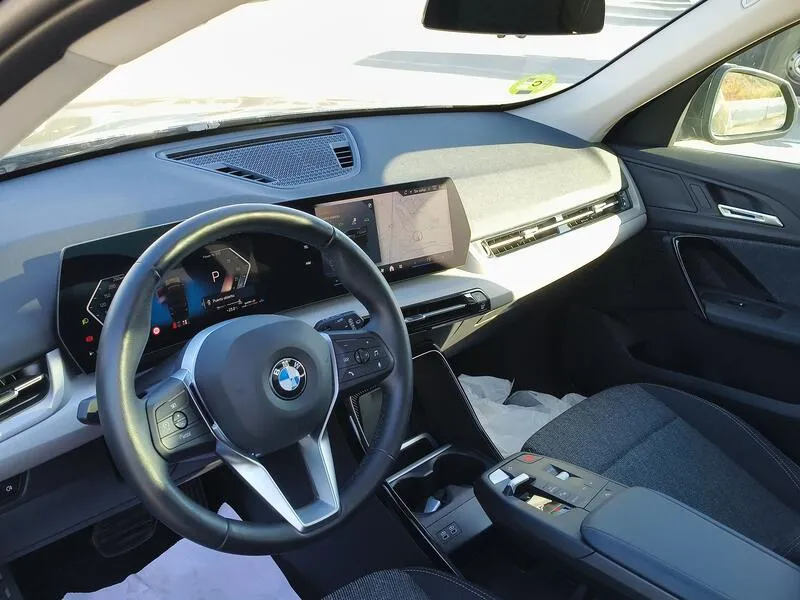 BMW X1 18i sDrive 1.5 - foto 10