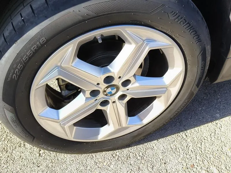 BMW X1 18i sDrive 1.5 - foto 42