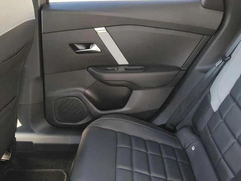 Citroën C4 1.2 PureTech - foto 31