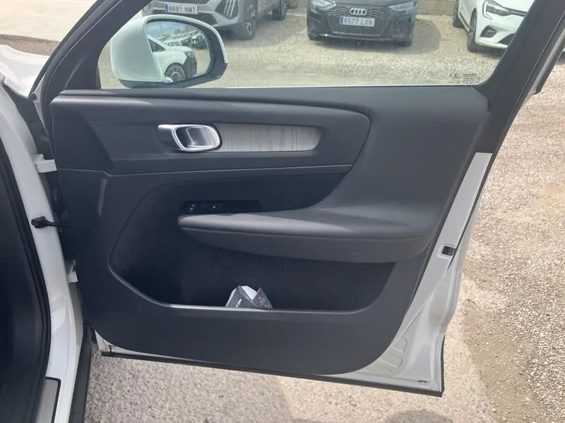 Volvo XC40 1.5 T5 Twin Recharge Inscription - foto 18