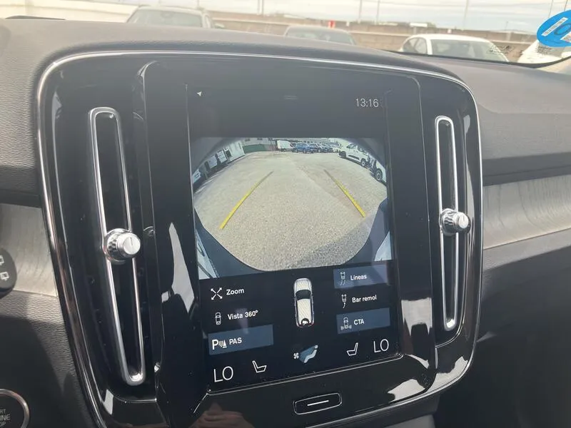Volvo XC40 1.5 T5 Twin Recharge Inscription - foto 42