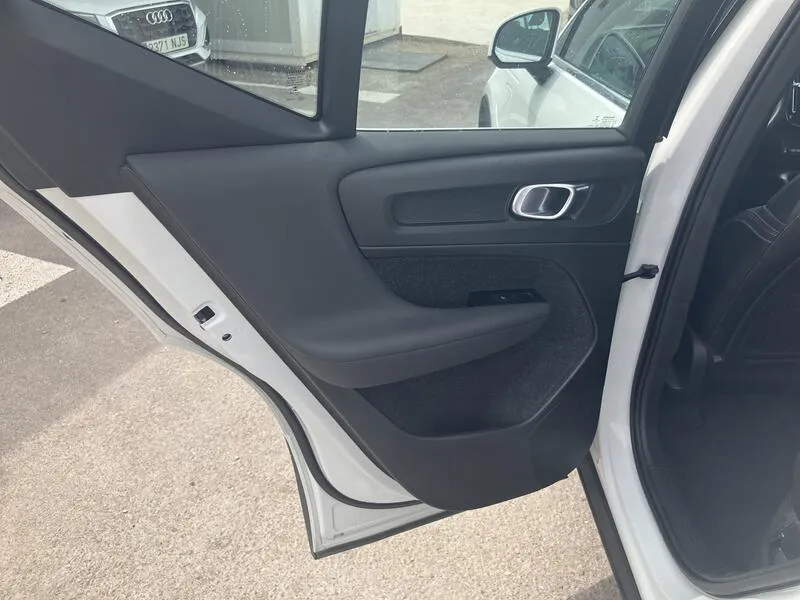 Volvo XC40 1.5 T5 Twin Recharge Inscription - foto 23
