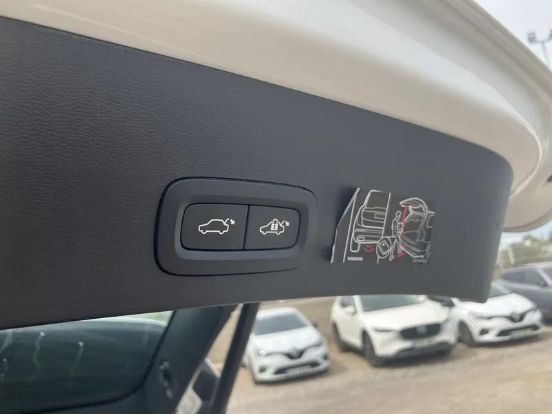 Volvo XC40 1.5 T5 Twin Recharge Inscription - foto 21