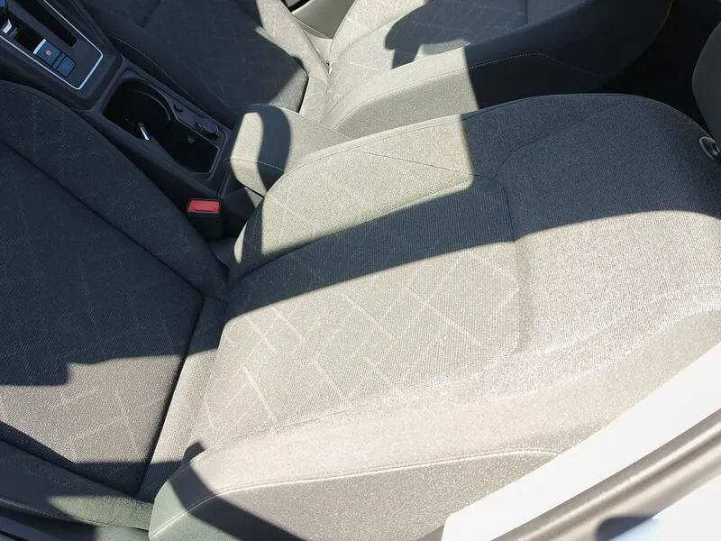 Volkswagen Golf Life 1.0 eTSI - foto 32