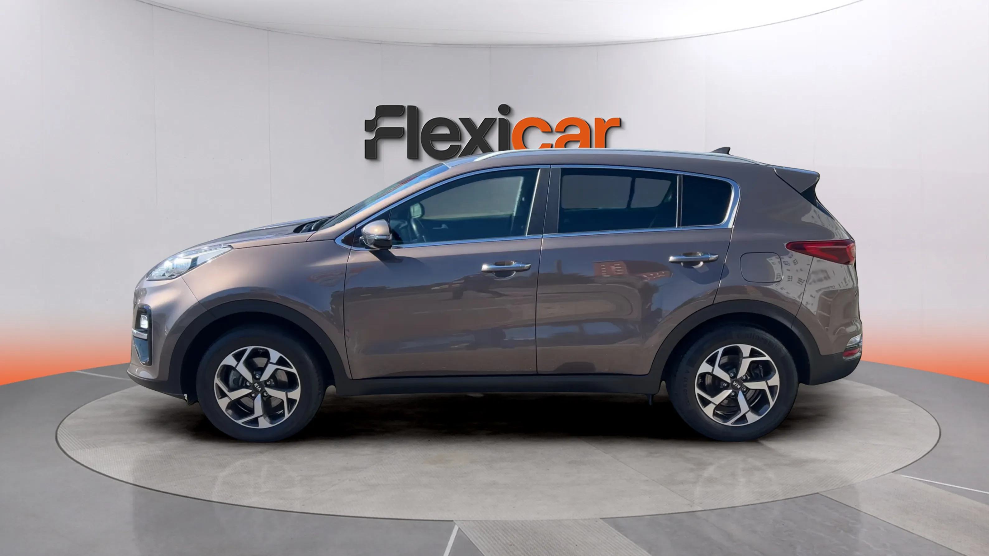 Kia Sportage 1.6 GDi Drive Plus 4x2 - foto 6
