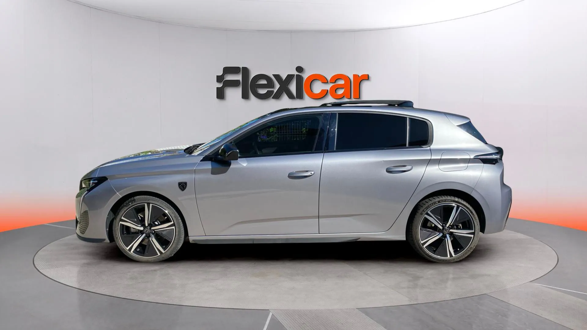 Peugeot 308 GT Hybrid 180 eEAT8 - foto 8