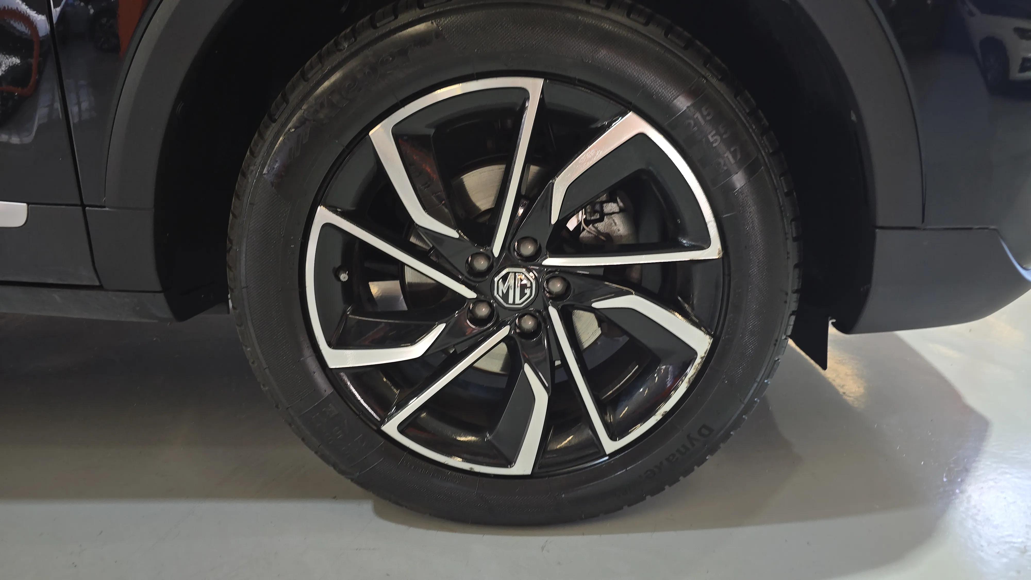 MG ZS 1.0T Luxury - foto 30