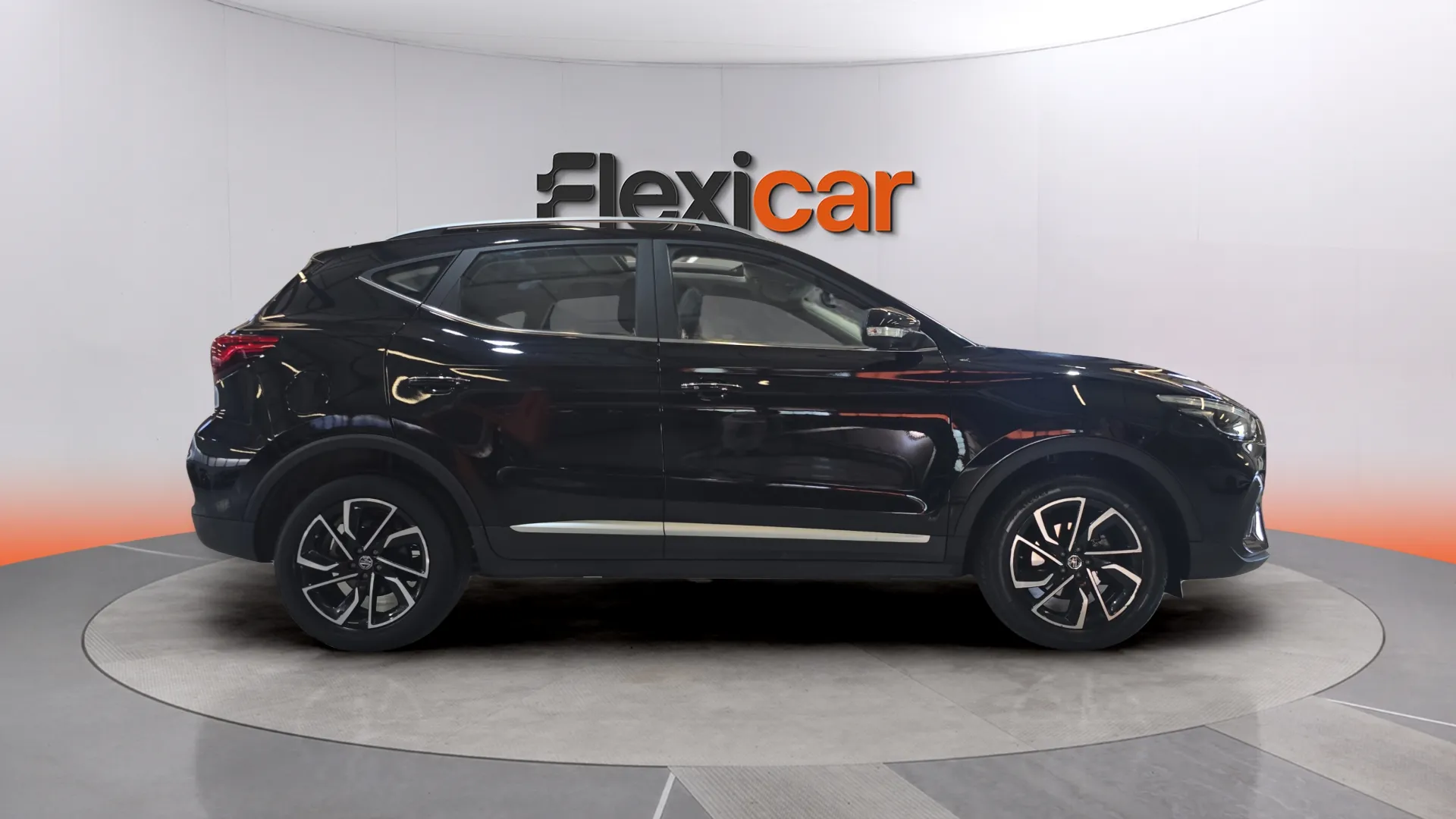 MG ZS 1.0T Luxury - foto 8