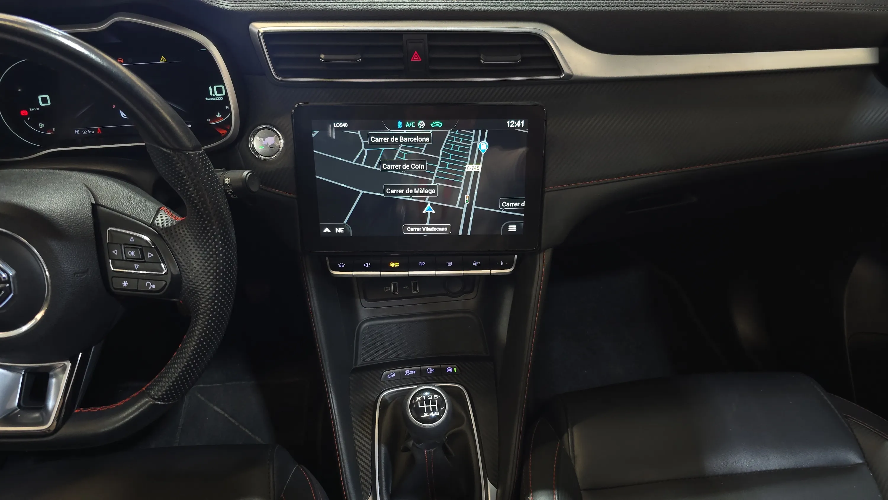 MG ZS 1.0T Luxury - foto 10