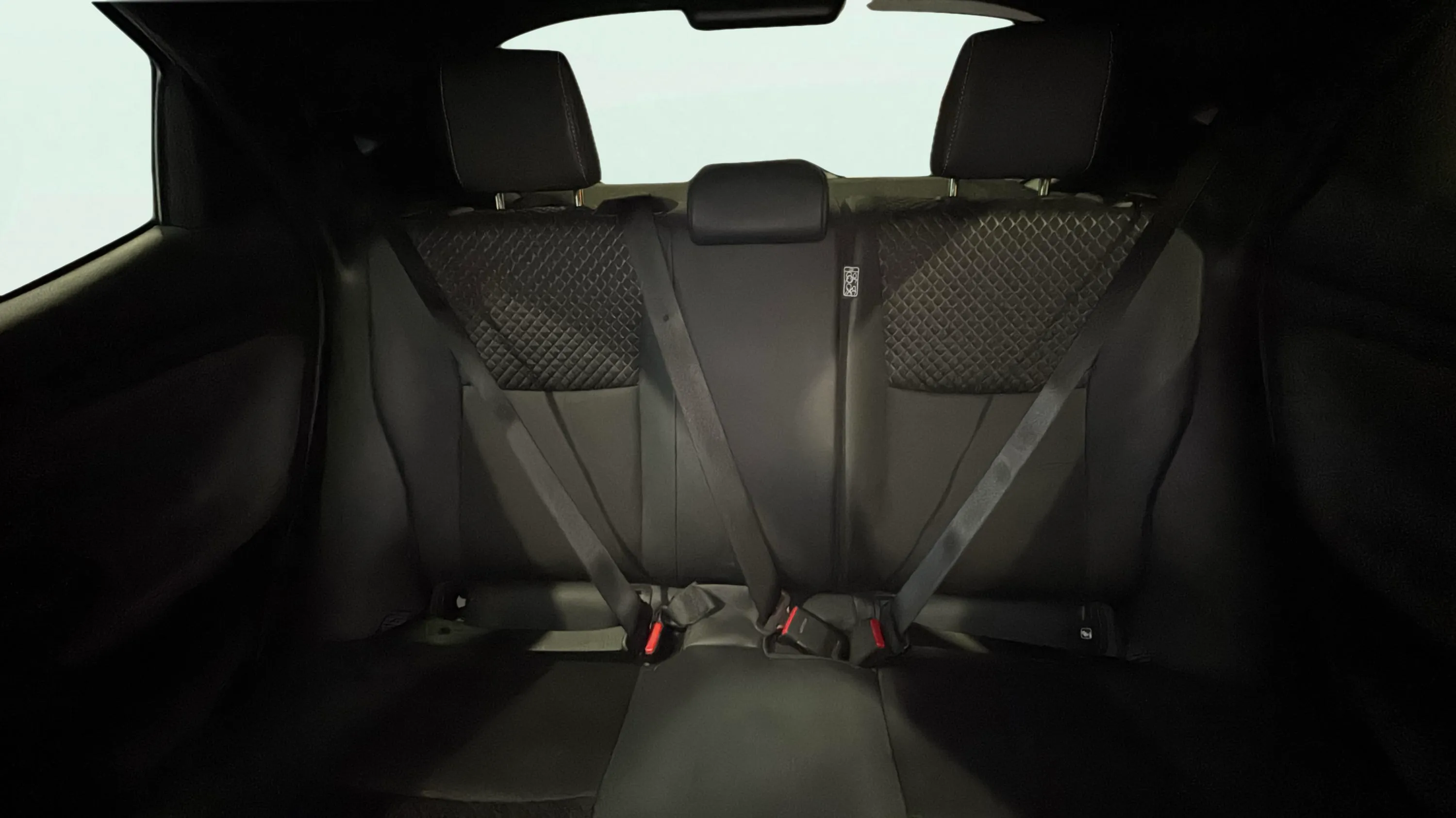 Toyota Yaris 1.5 120H Active Tech - foto 21