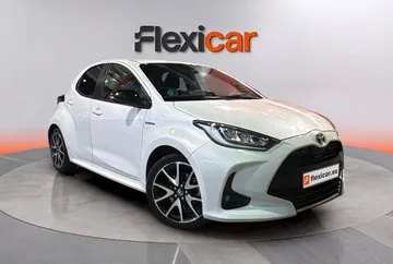 toyota yaris 15 120h active tech hibrido no enchufable automatica gava 903000000284816