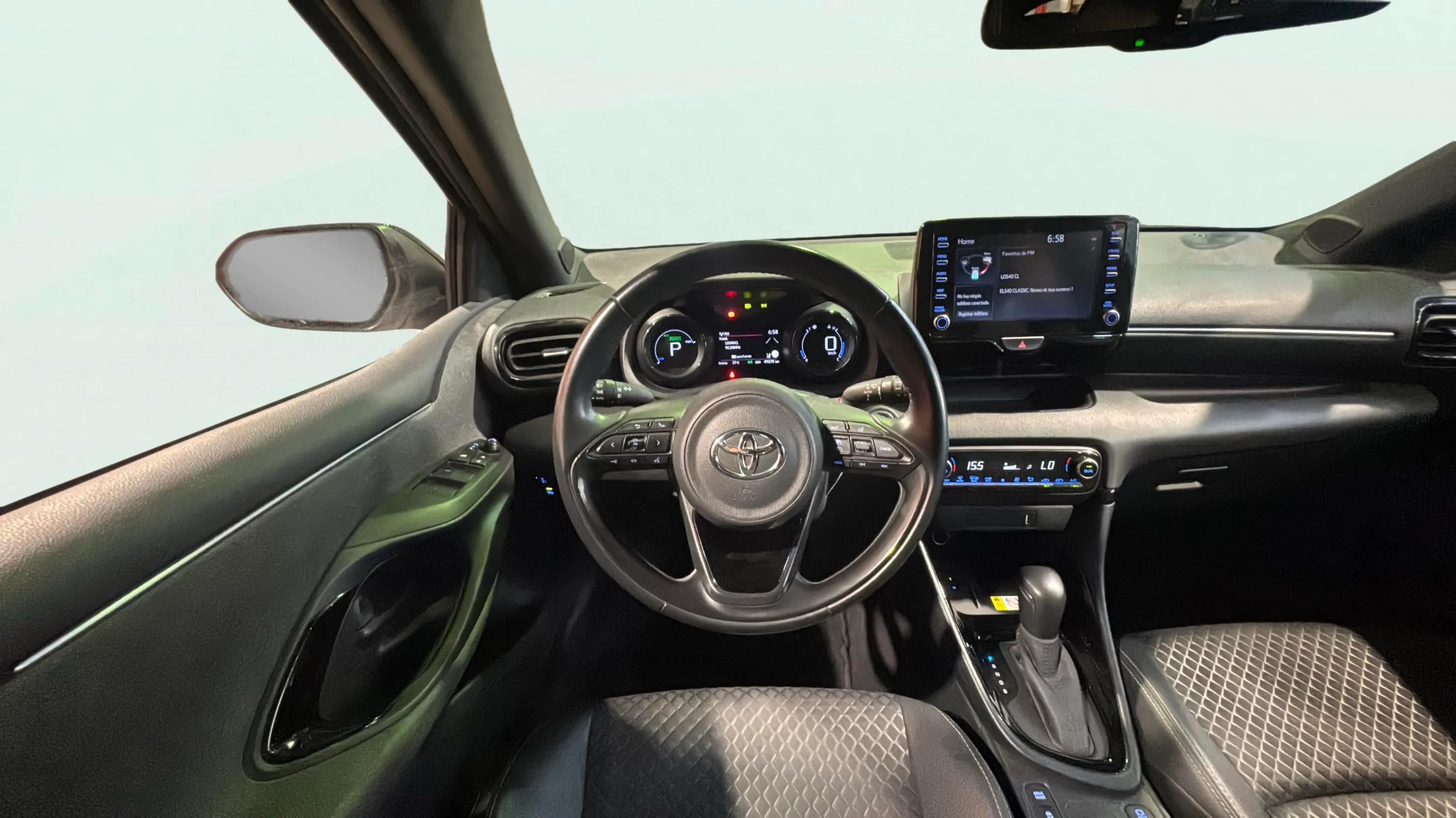 Toyota Yaris 1.5 120H Active Tech - foto 14