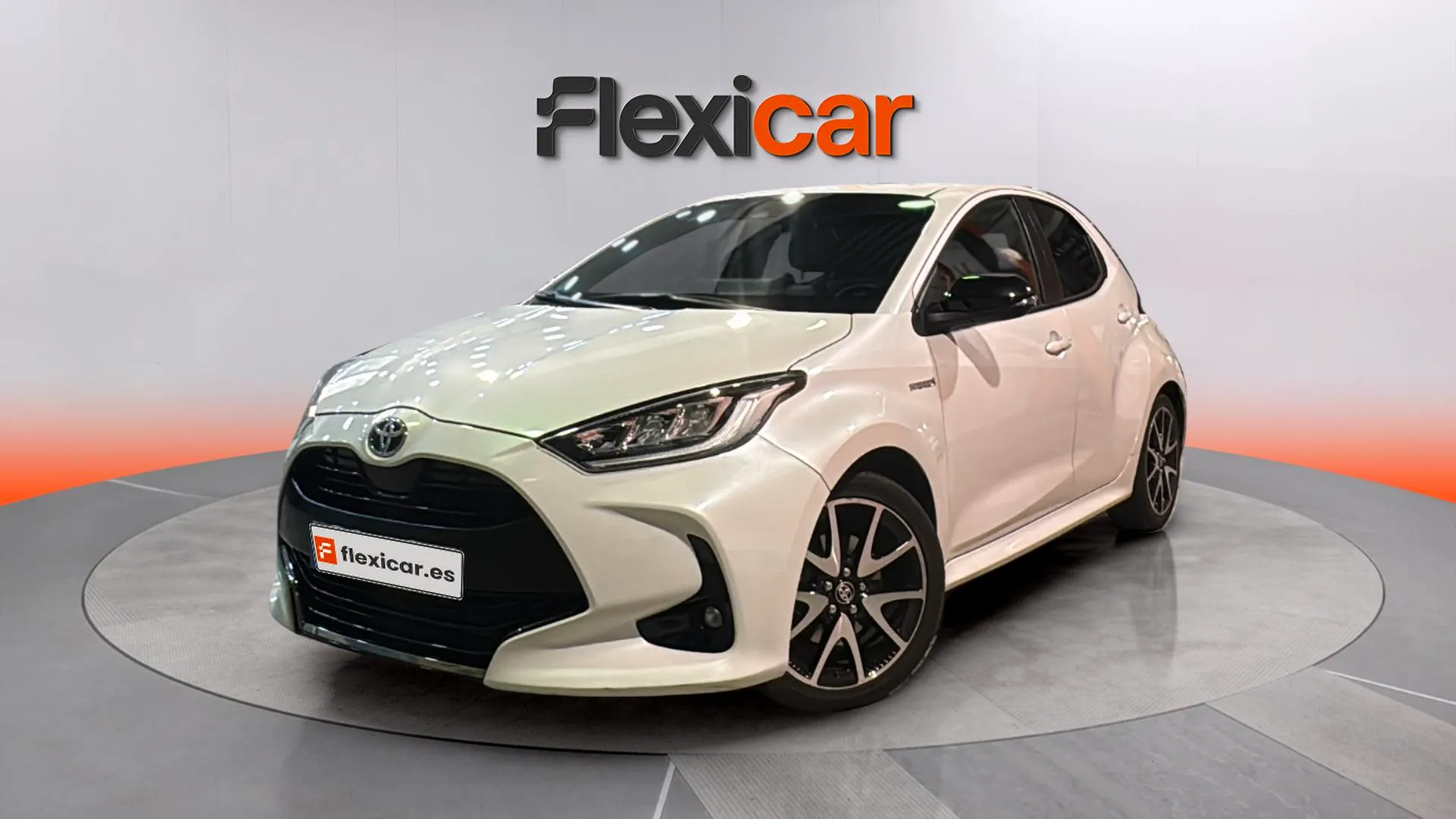Toyota Yaris 1.5 120H Active Tech - foto 3