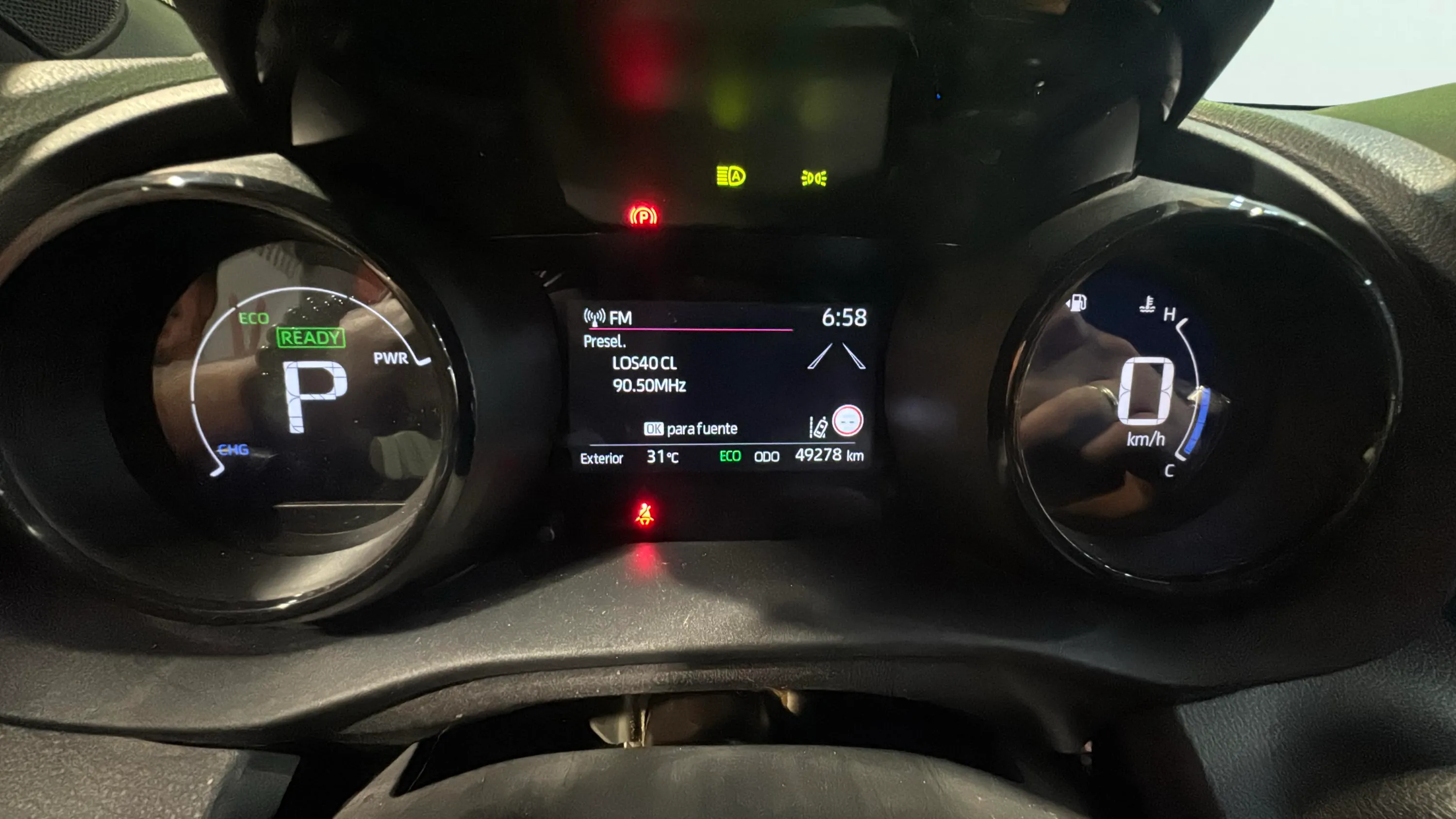 Toyota Yaris 1.5 120H Active Tech - foto 15