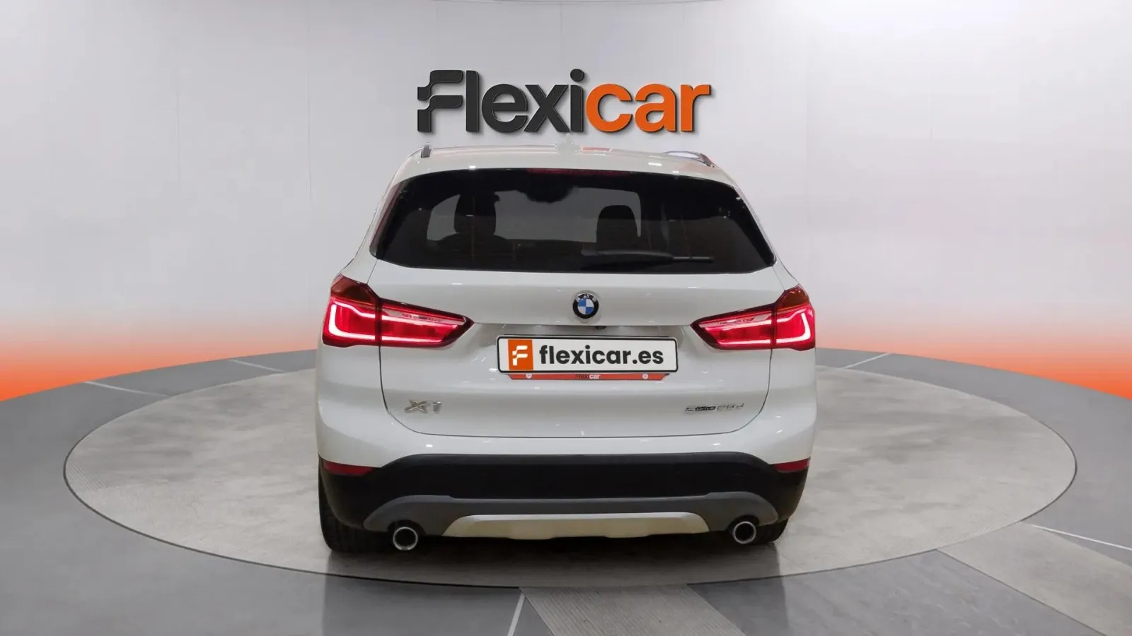 BMW X1 sDrive20dA - foto 6