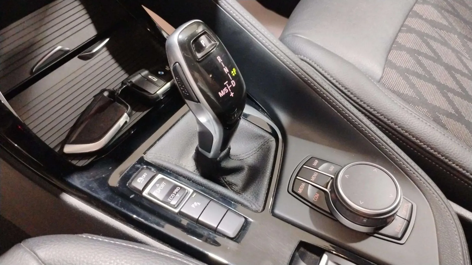 BMW X1 sDrive20dA - foto 12
