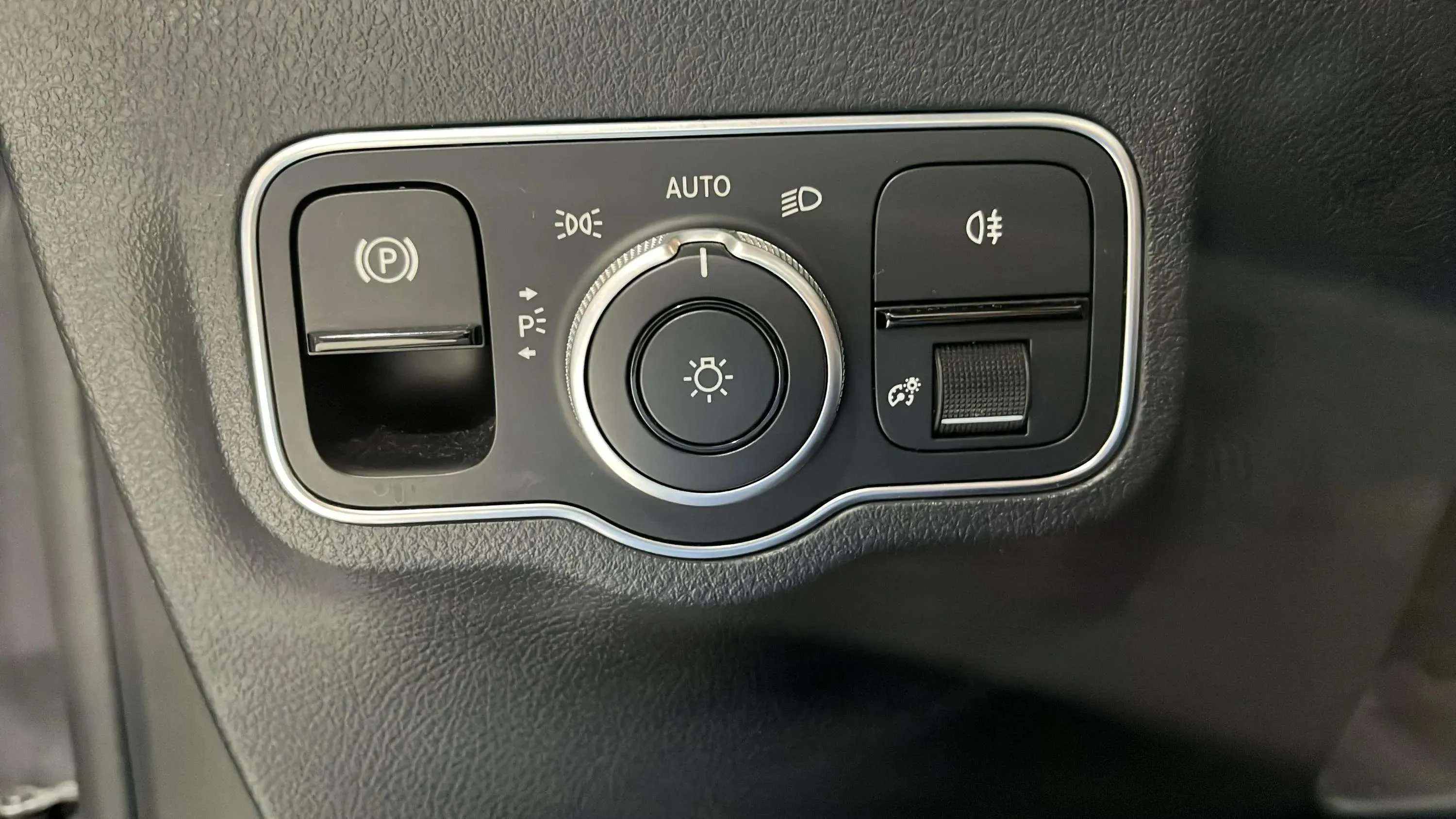 Mercedes-Benz Clase B B 180 d - foto 16