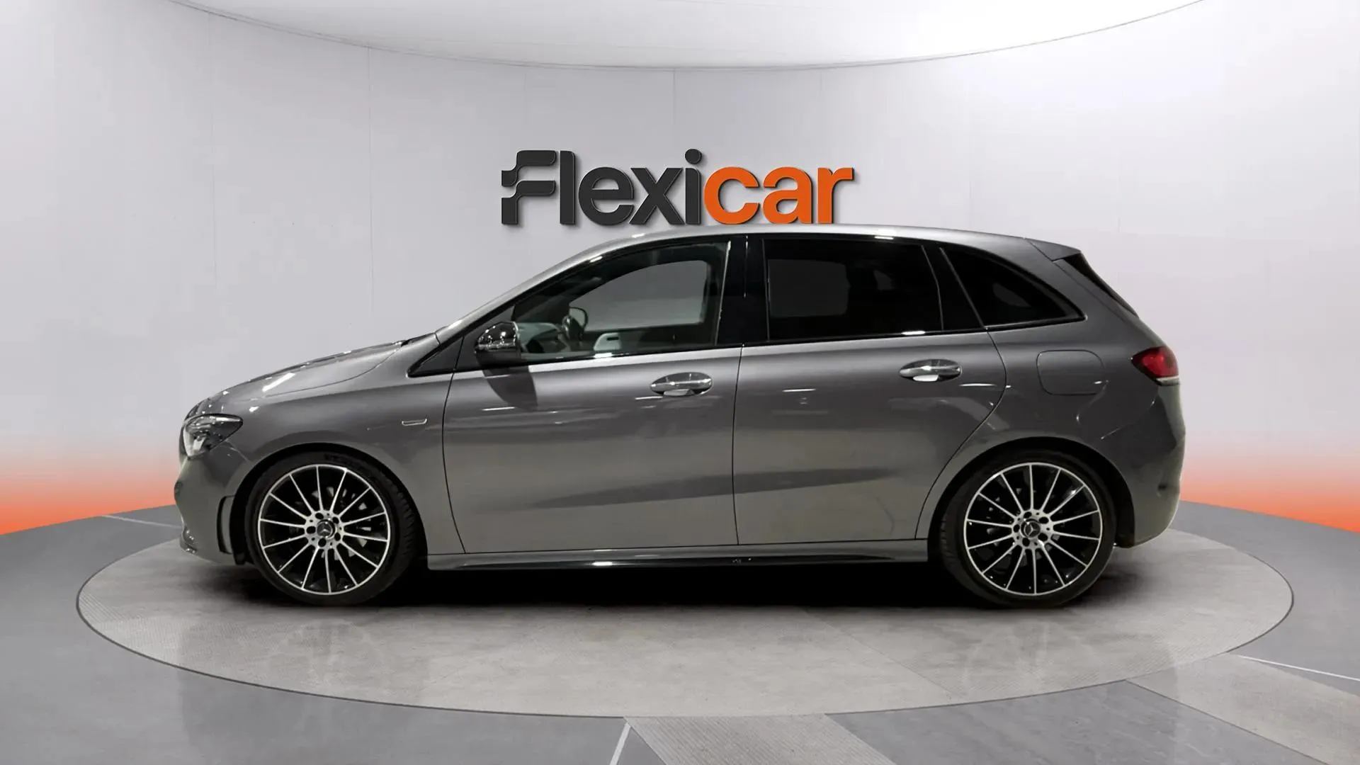 Mercedes-Benz Clase B B 180 d - foto 4