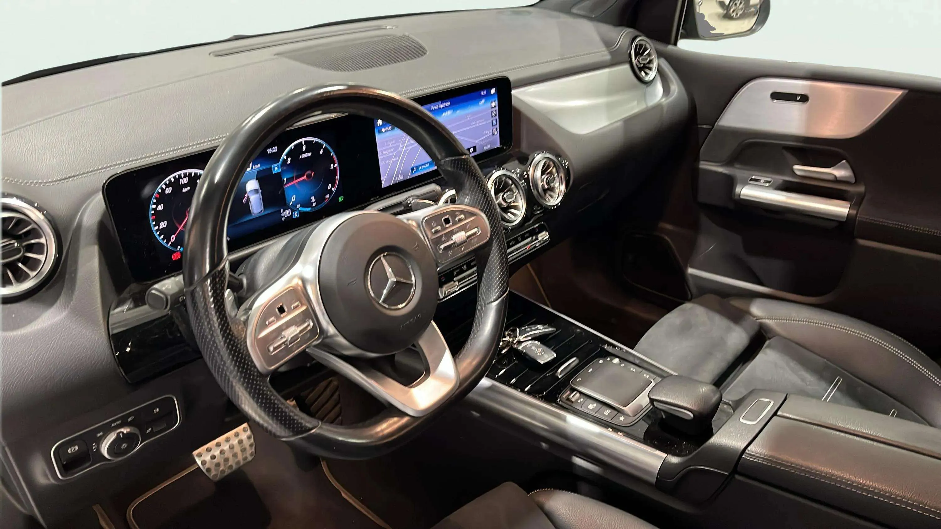 Mercedes-Benz Clase B B 180 d - foto 11