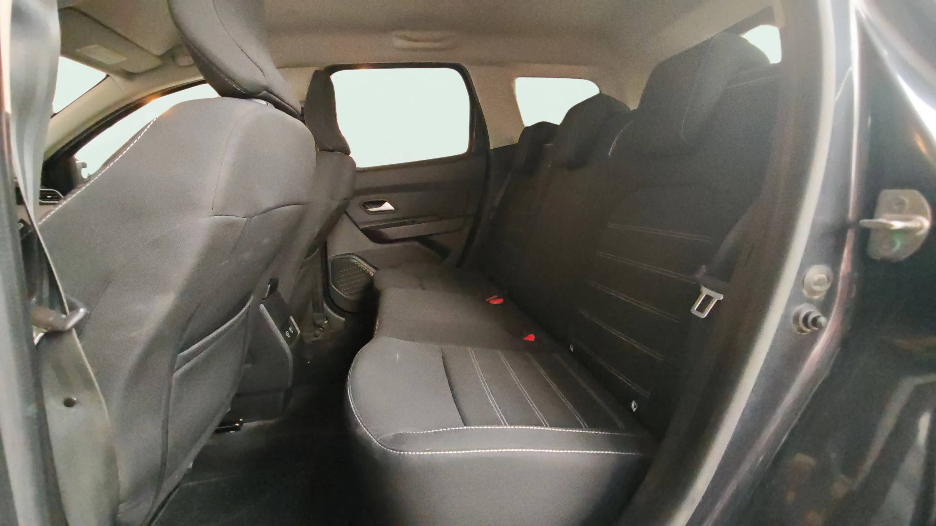 Dacia Duster Essential TCe ECO-G 4x2 - foto 12