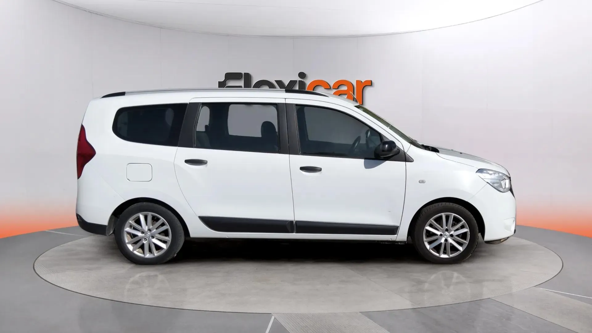Dacia Lodgy Comfort Blue dCi 5 plazas 18 - foto 2