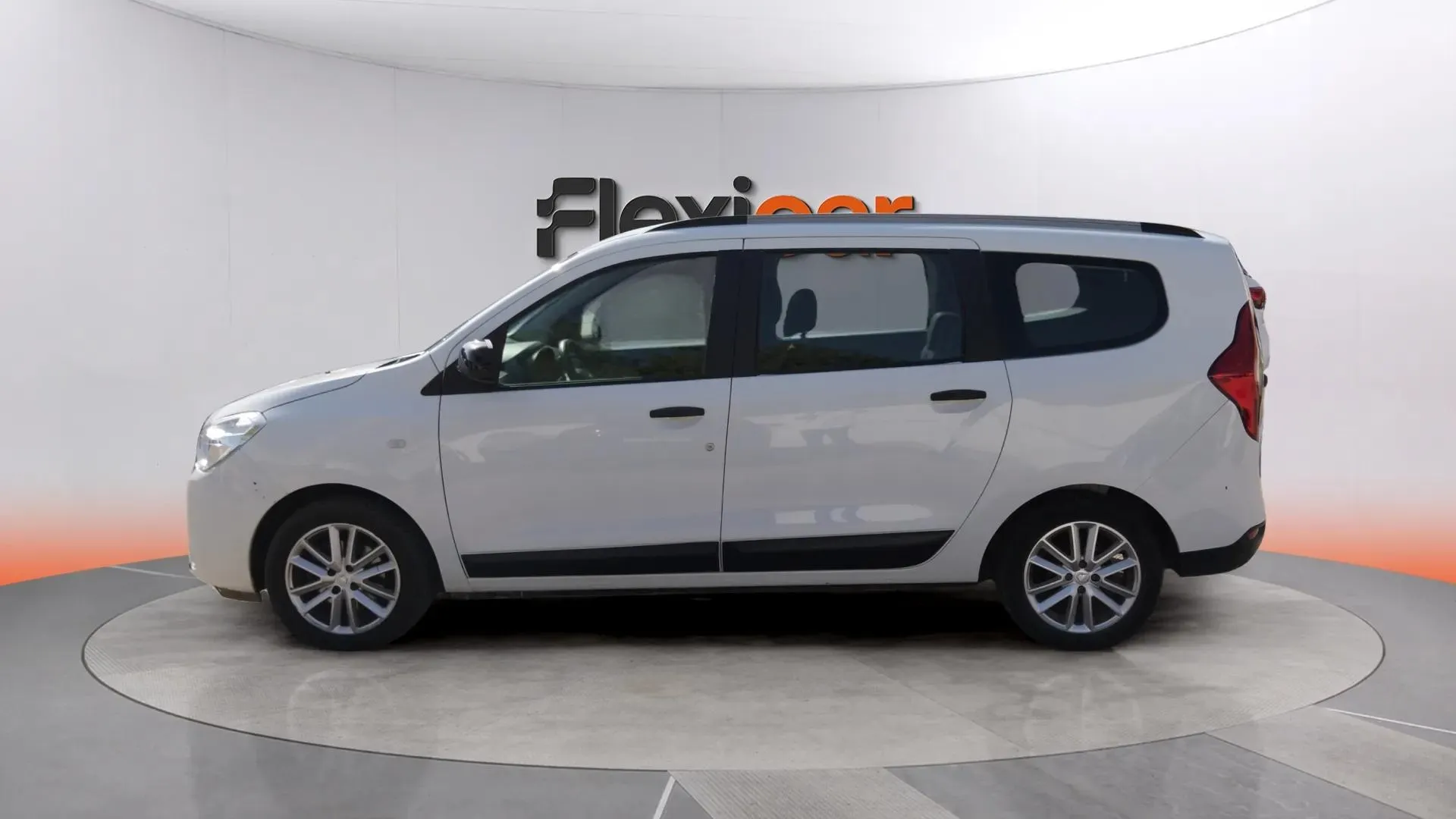 Dacia Lodgy Comfort Blue dCi 5 plazas 18 - foto 7