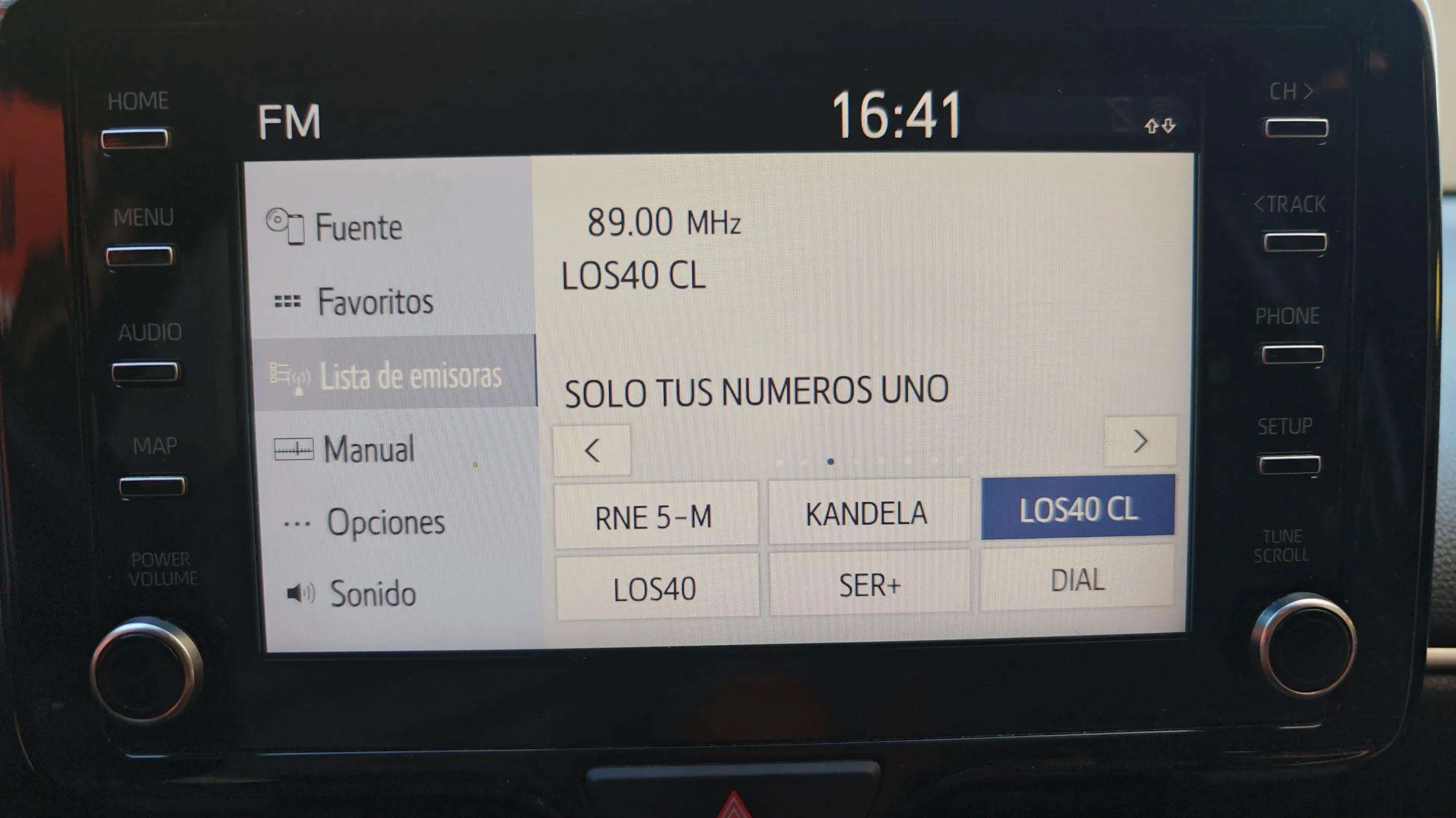 Toyota Yaris 1.5 120H Active Tech - foto 14