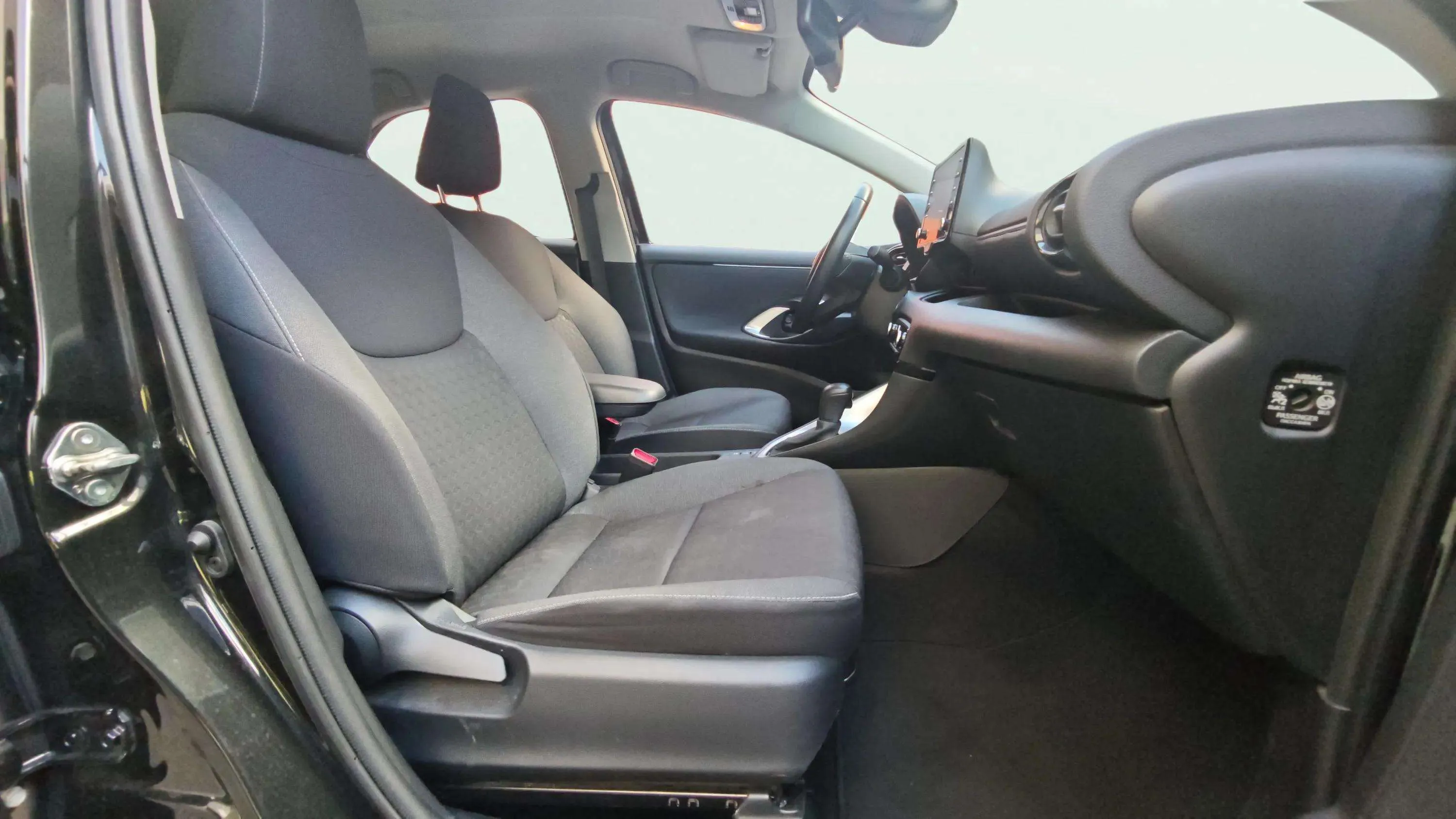 Toyota Yaris 1.5 120H Active Tech - foto 10