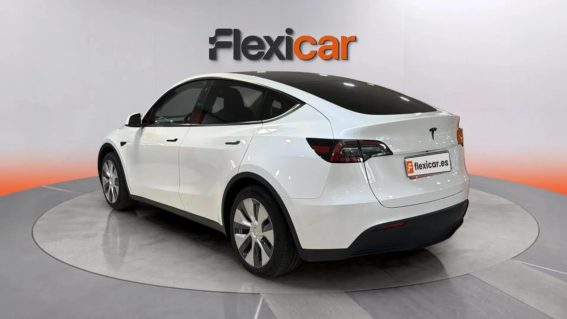 Tesla Model Y Tracción Trasera RWD - foto 5
