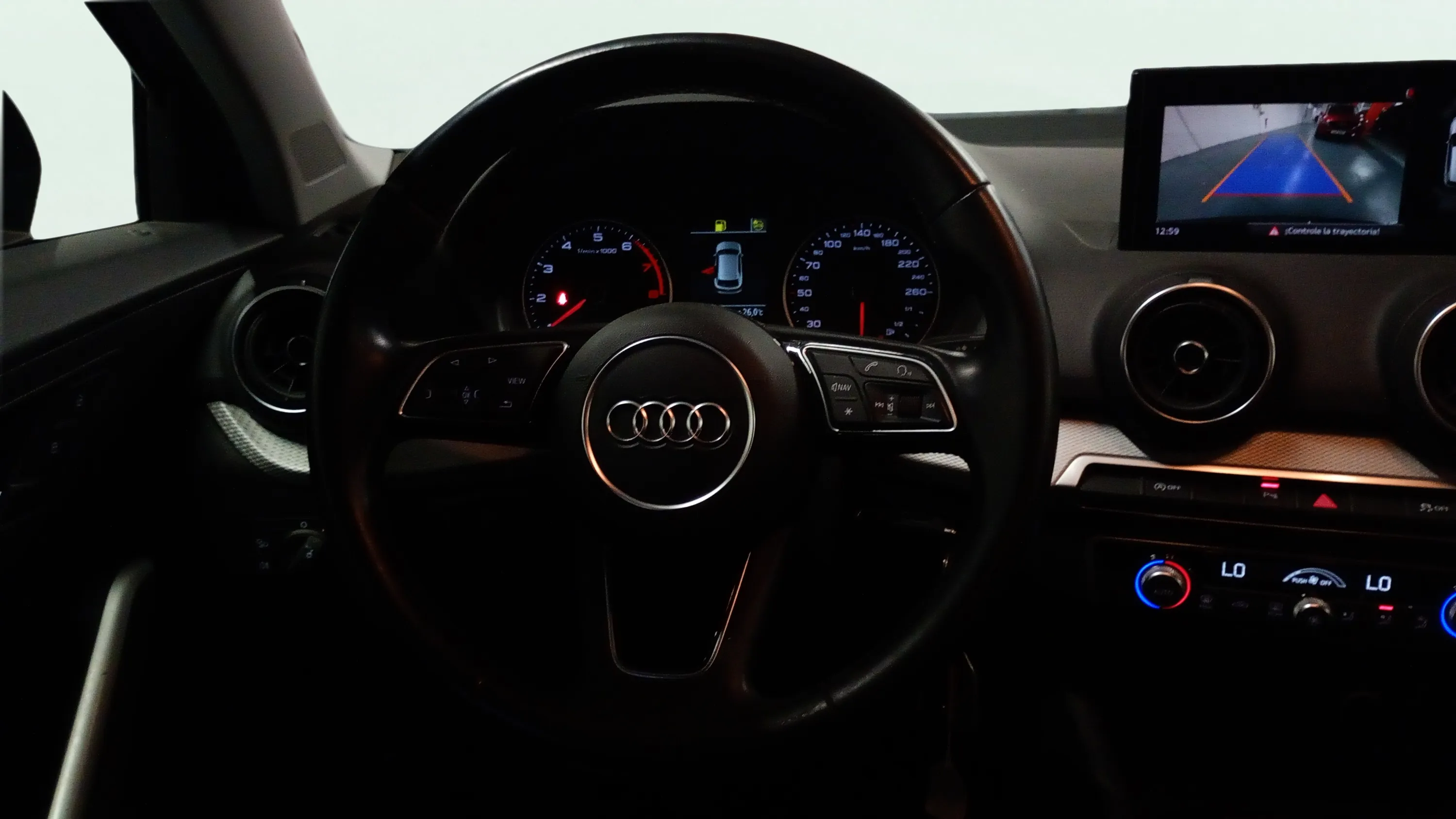 Audi Q2 30 TFSI - foto 7
