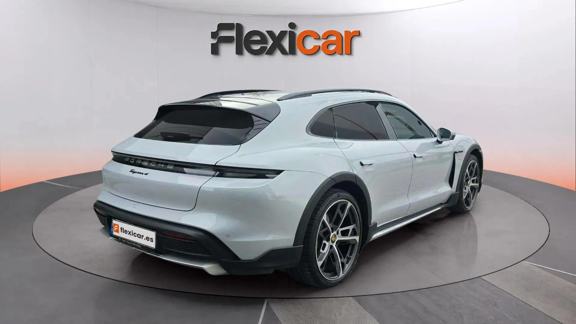 Porsche Taycan 4 Cross Turismo - foto 3