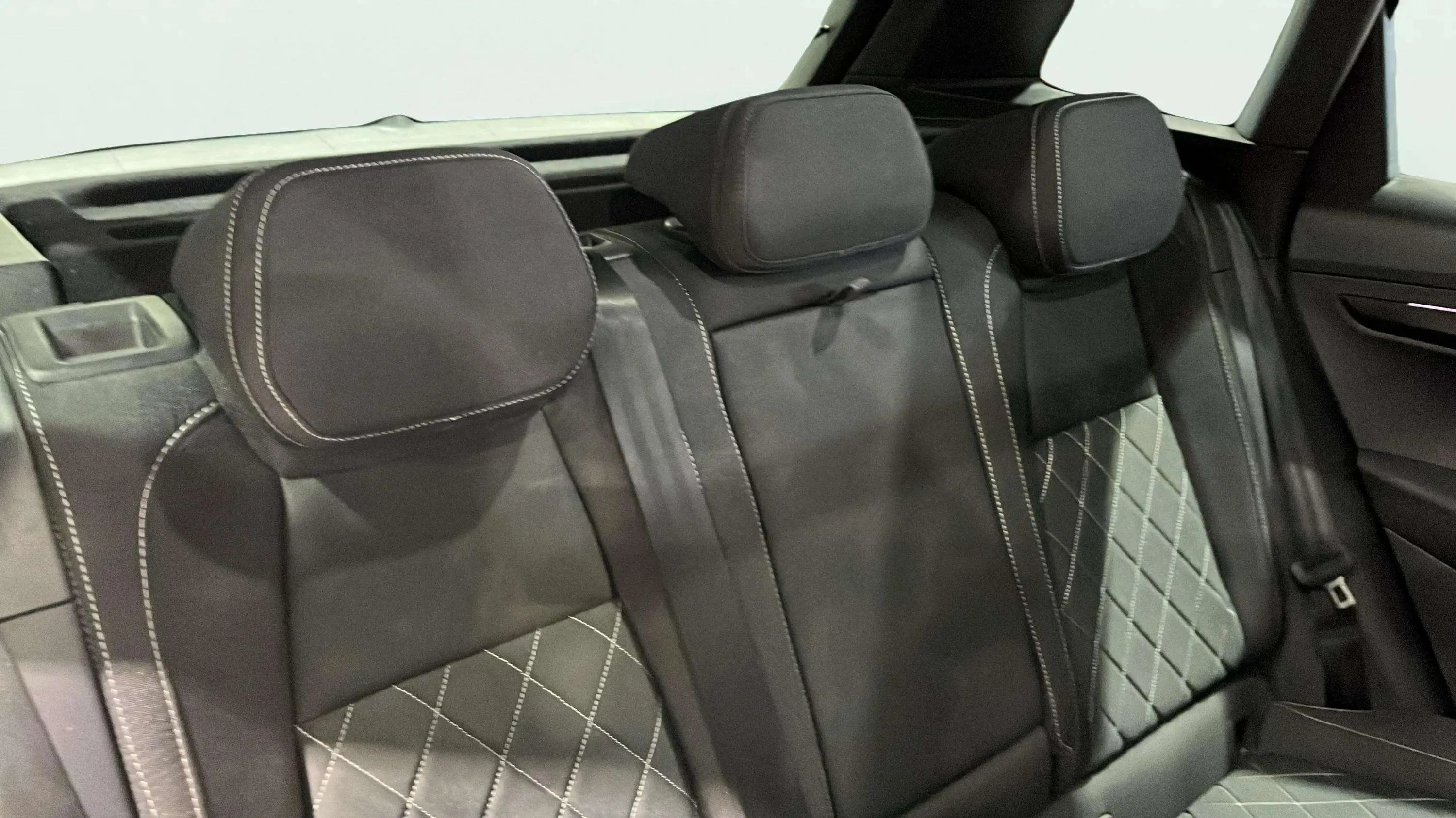 Škoda Karoq 1.5 TSI DSG ACT Sportline - foto 15