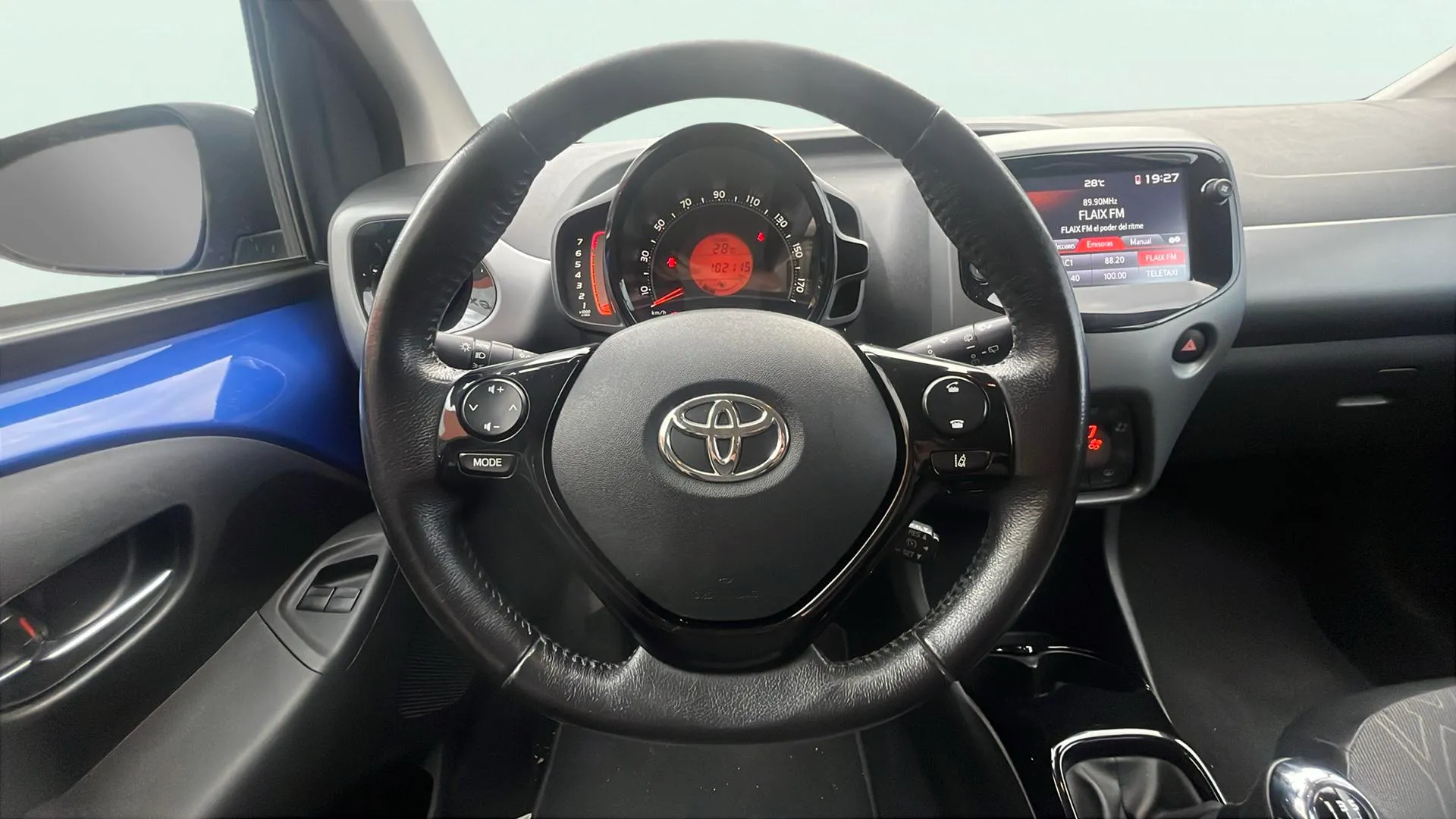 Toyota Aygo 1.0 70 x-cite - foto 12