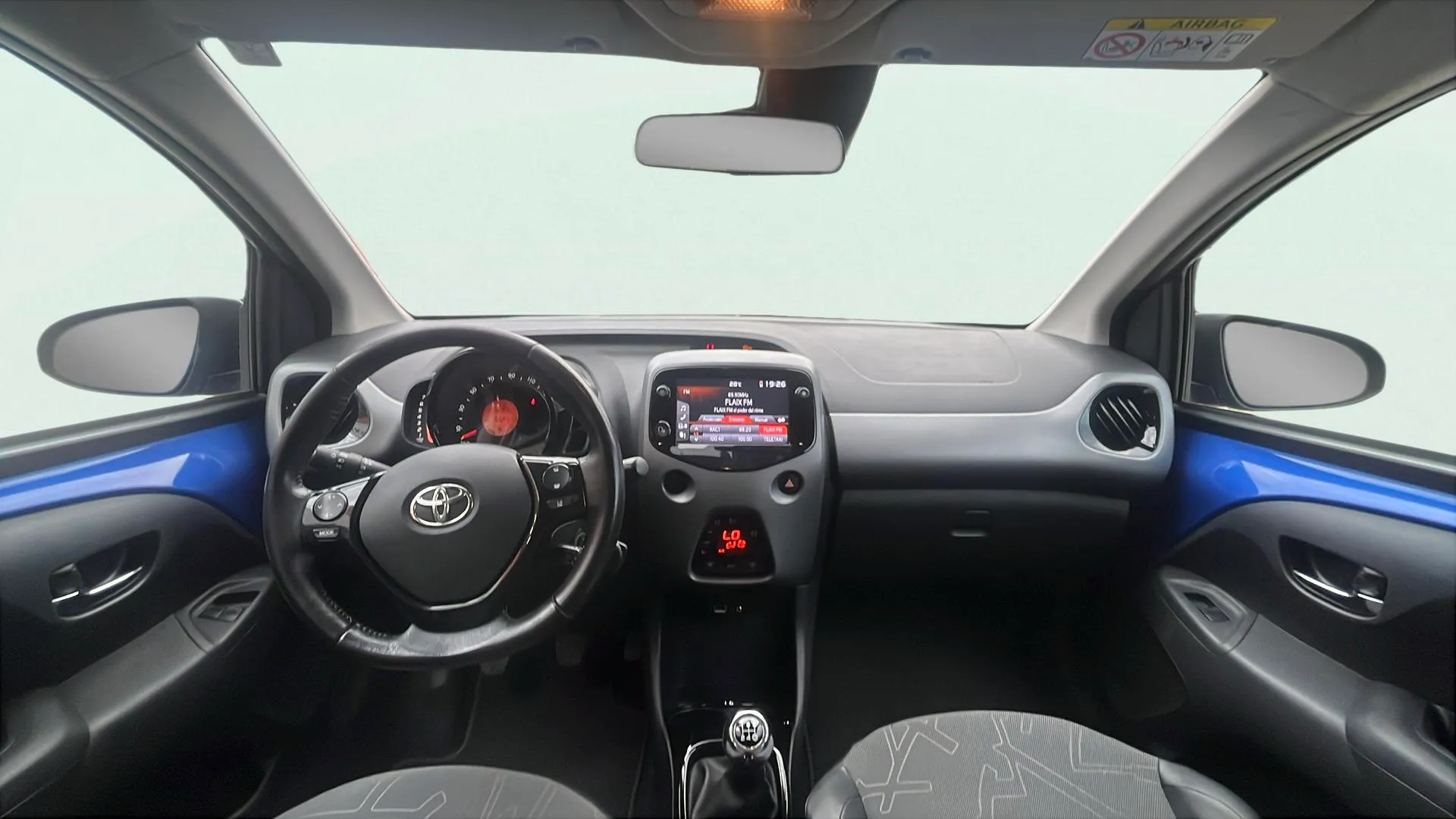 Toyota Aygo 1.0 70 x-cite - foto 10