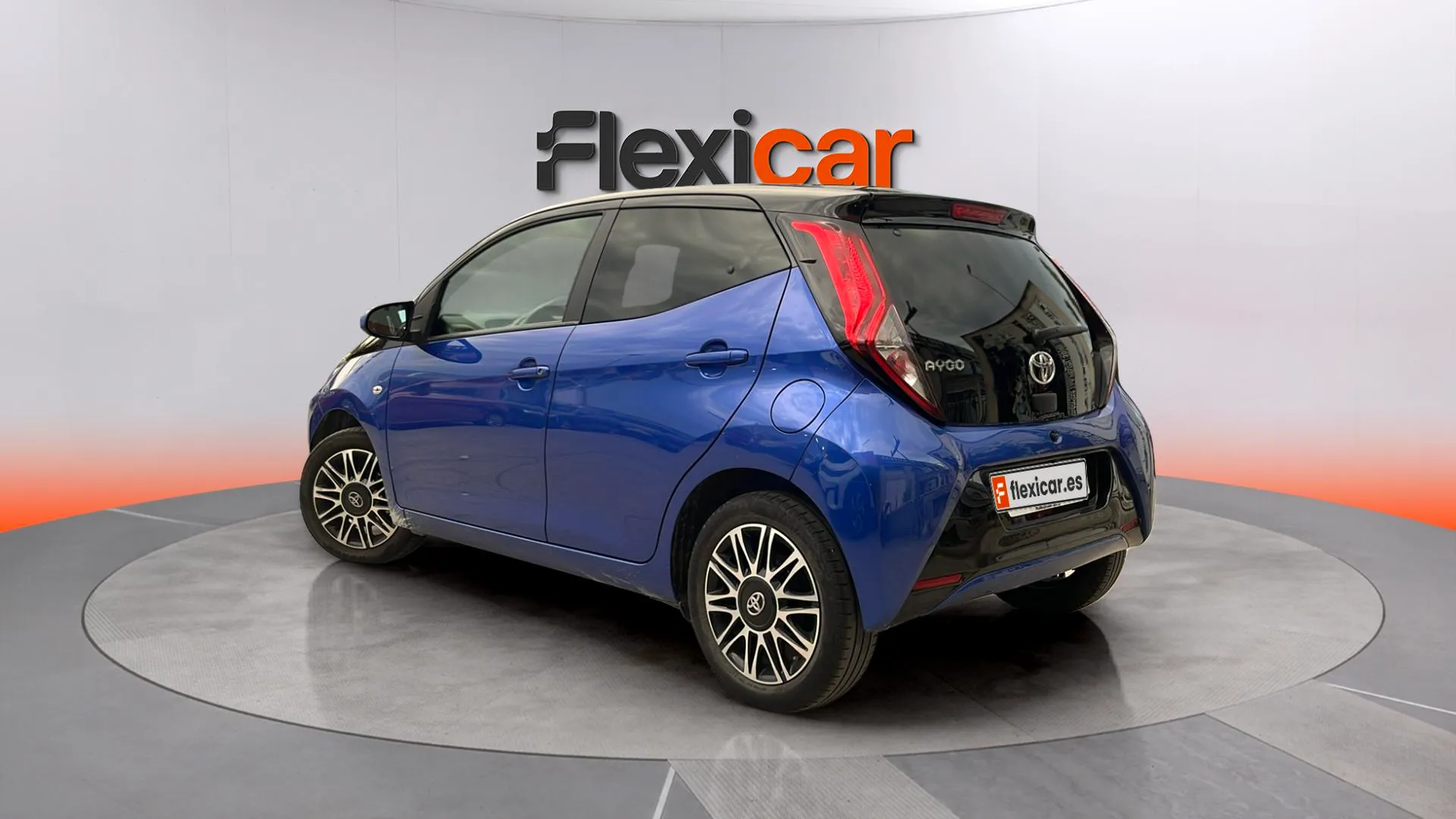 Toyota Aygo 1.0 70 x-cite - foto 5
