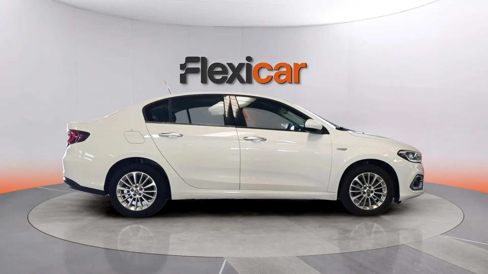 Fiat Tipo Life 1.0 - foto 2