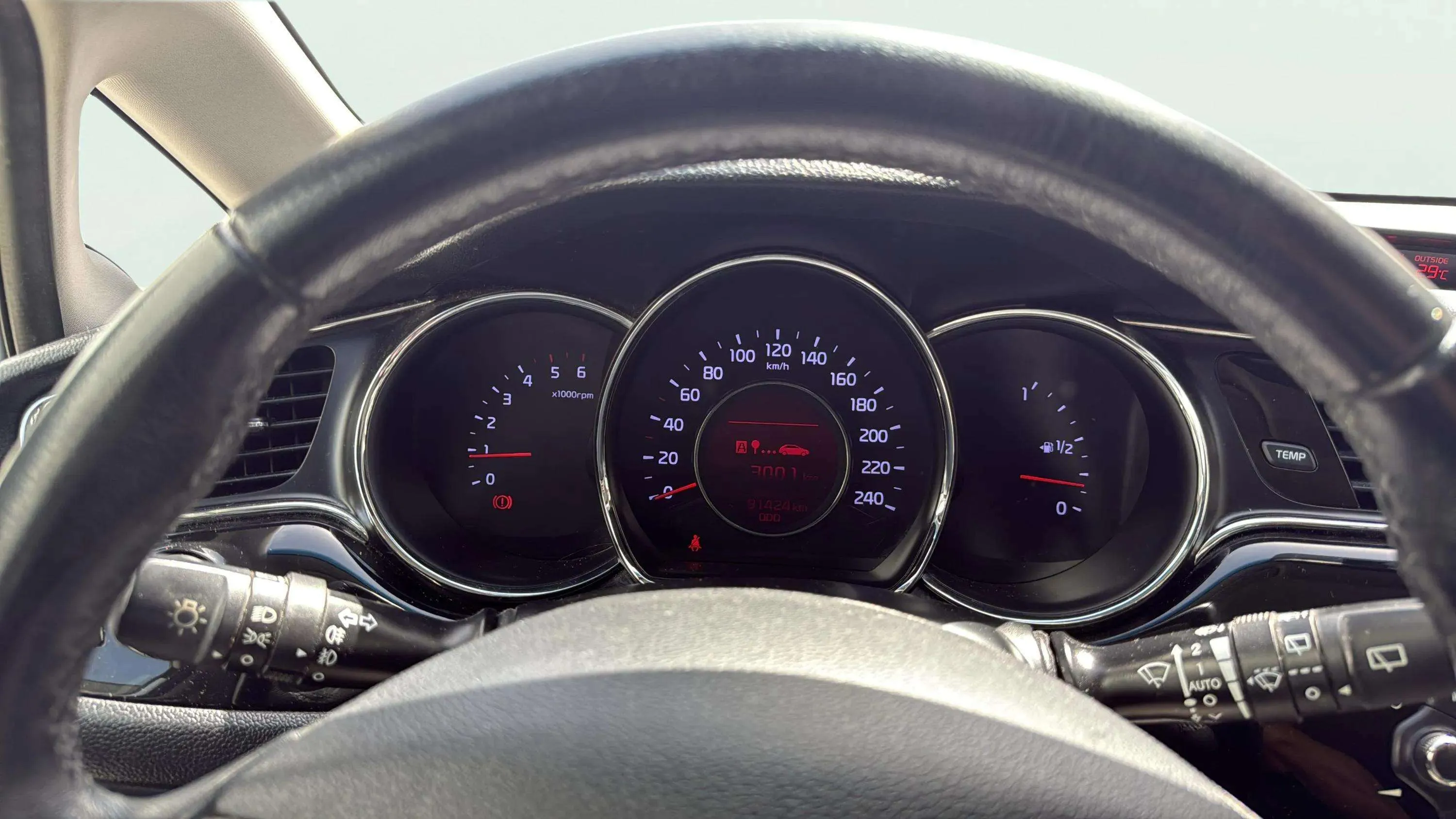 Kia Ceed 1.4 CRDi WGT Tech - foto 12