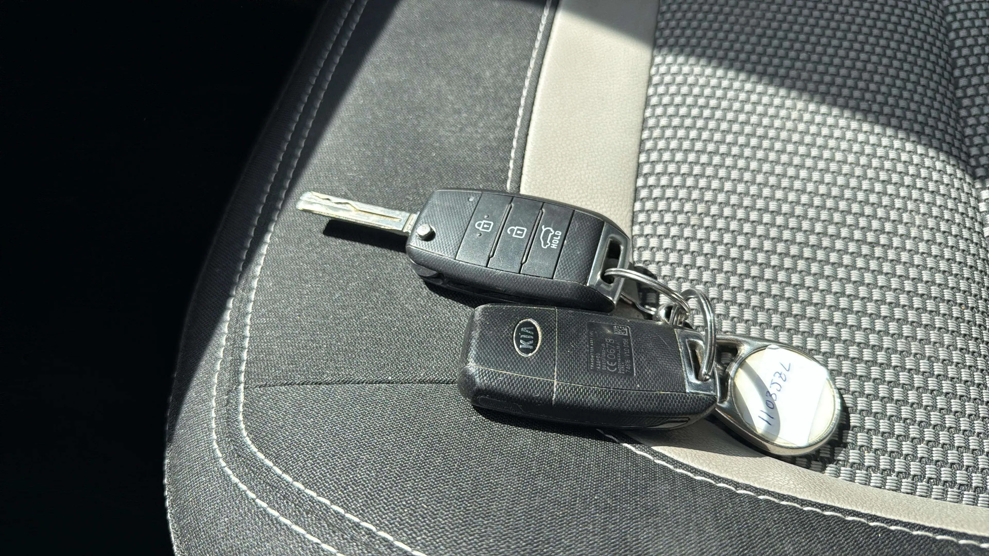 Kia Ceed 1.4 CRDi WGT Tech - foto 16
