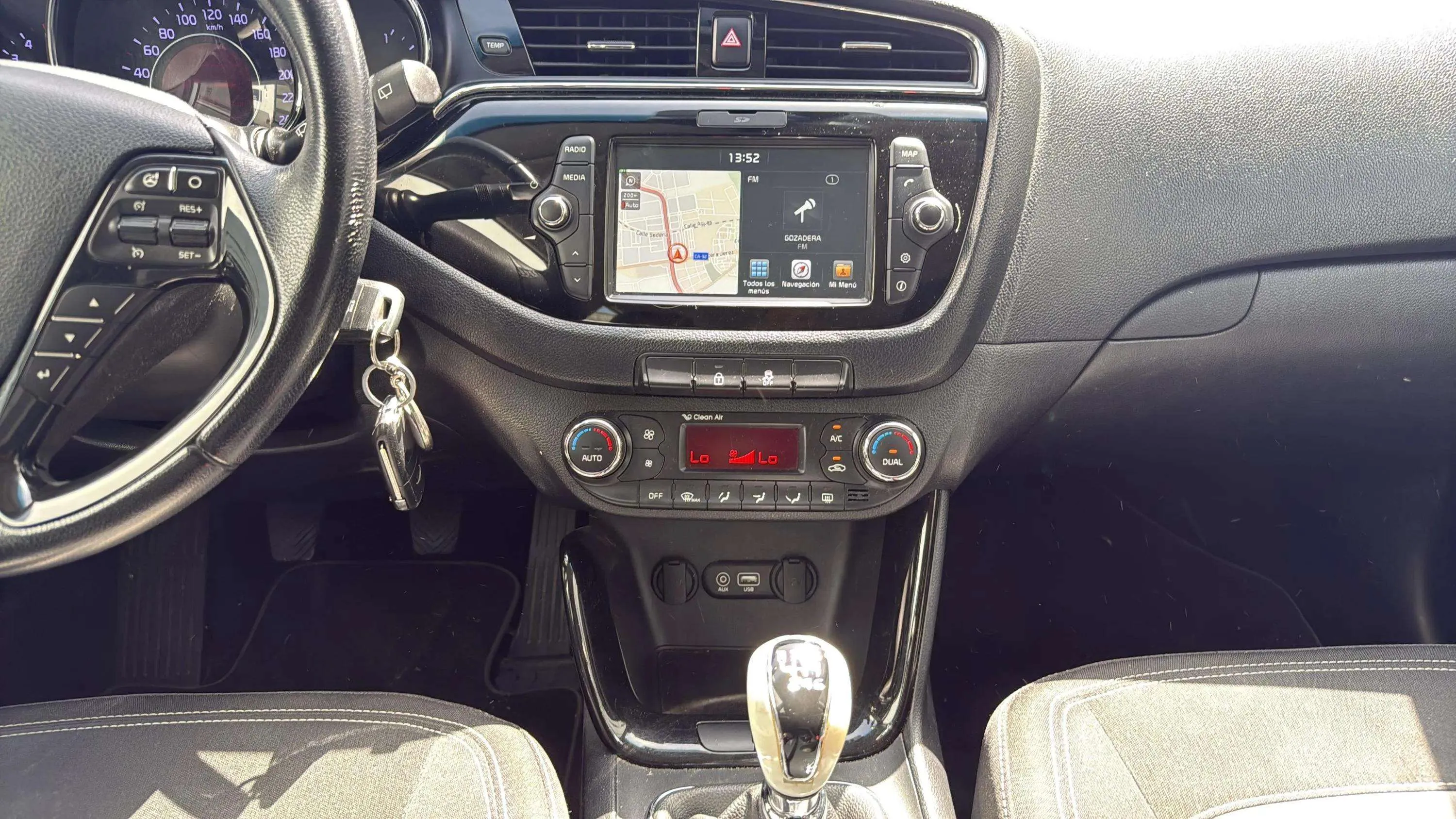 Kia Ceed 1.4 CRDi WGT Tech - foto 10