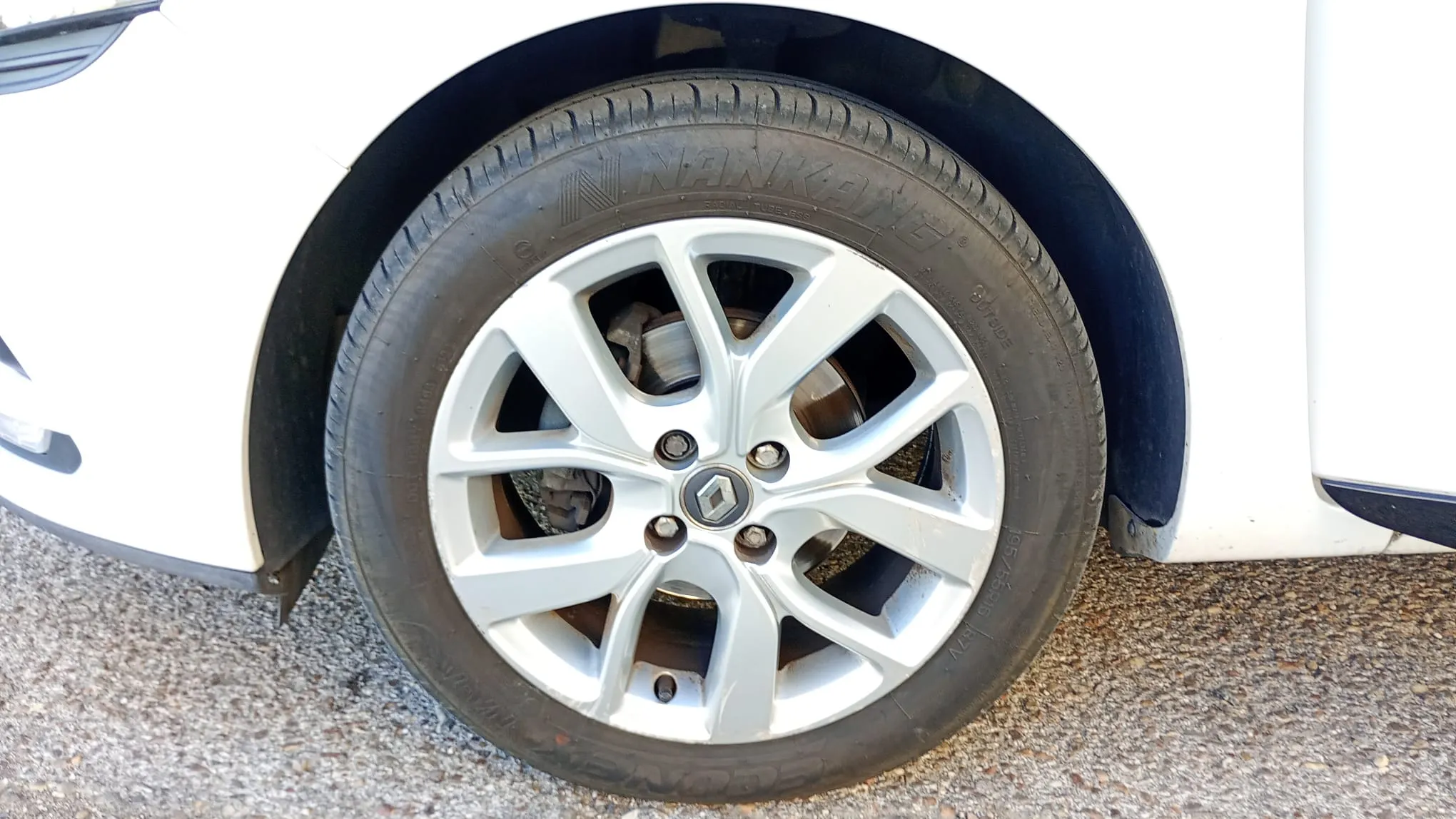 Renault Clio Life Energy TCe -18 - foto 9