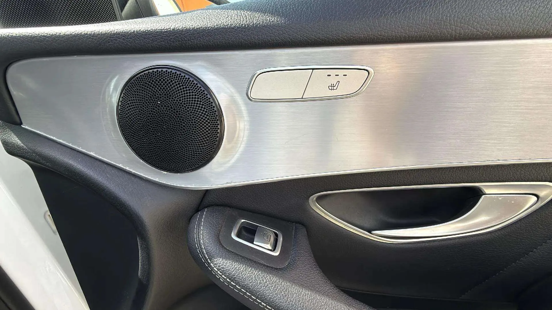 Mercedes-Benz GLC 220 d 4MATIC - foto 21