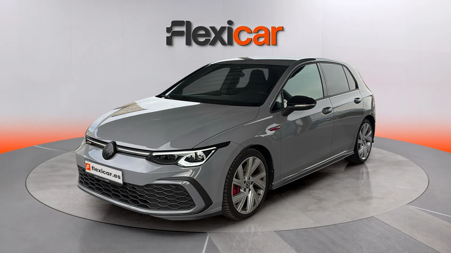 Volkswagen Golf GTI 2.0 TSI DSG - foto 3