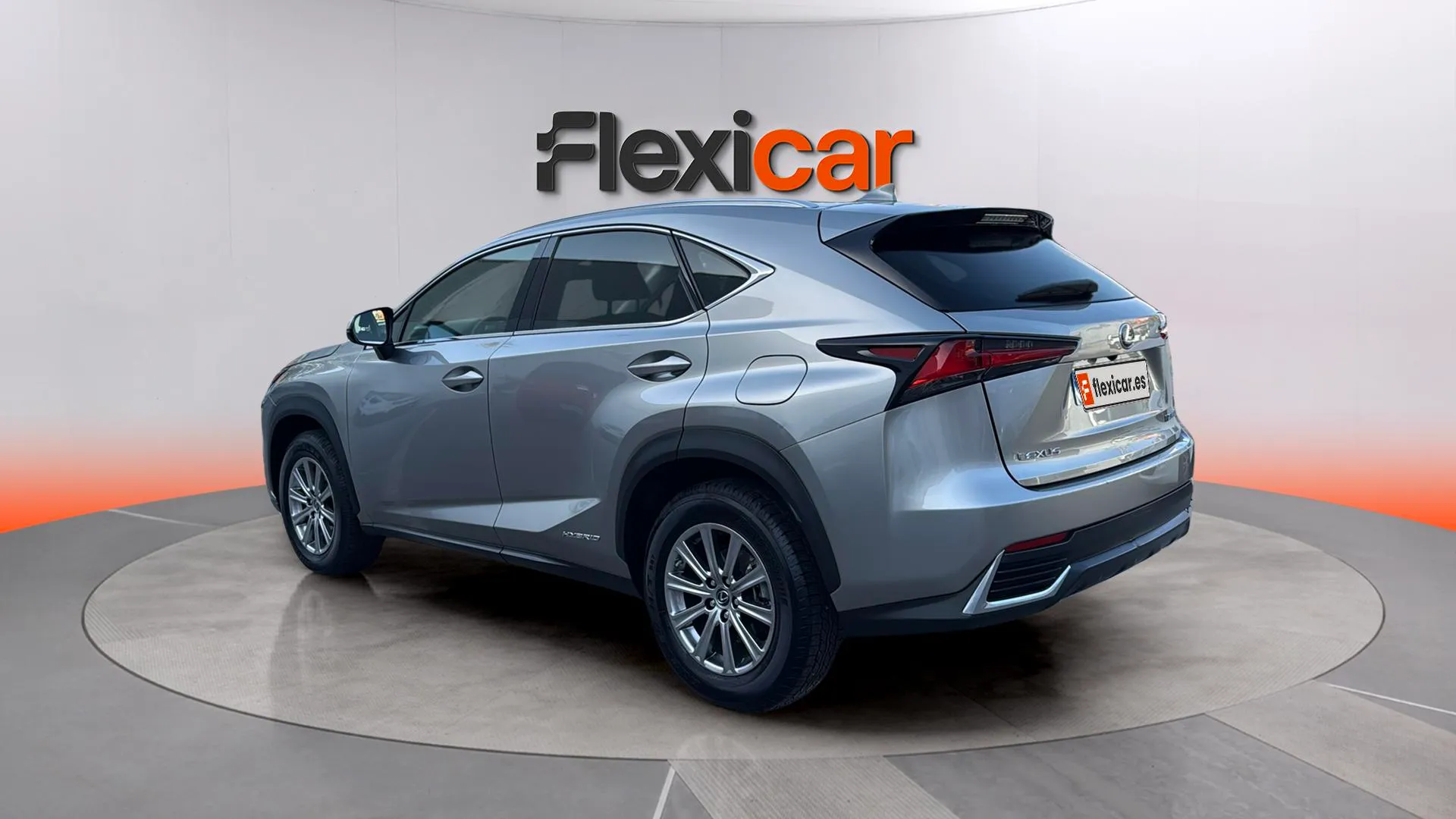 Lexus NX 2.5 300h Business 2WD - foto 6